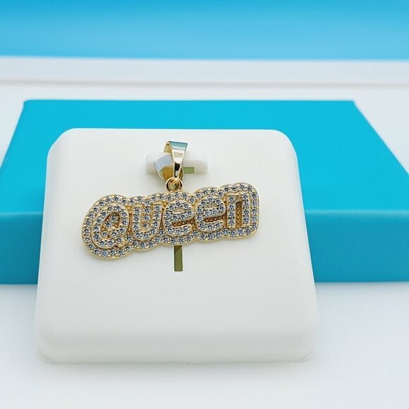 "14K Gold Plated 925 Silver Queen CZ Beautiful Pendant for Women, 1USPAR… - Picture 3 of 11